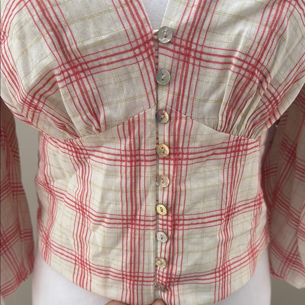 Bailey 44 Abigail Pink and Cream v-neck button front puff sleeve blouse top NWT - Picture 4 of 7